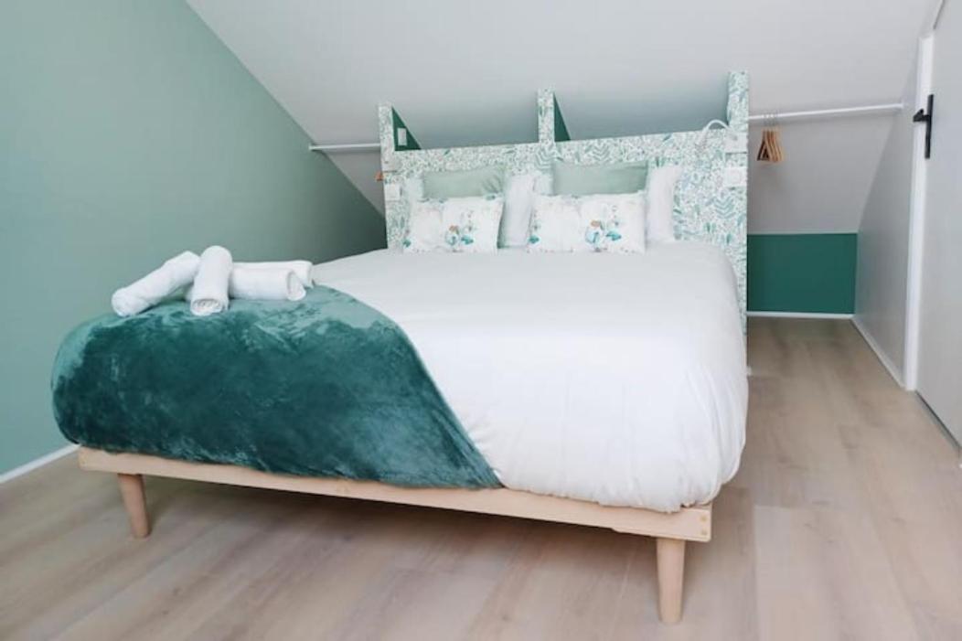 #Seasons. 2' From Av Champagne. Design Cocoonig. New Διαμέρισμα Επερνέ Εξωτερικό φωτογραφία